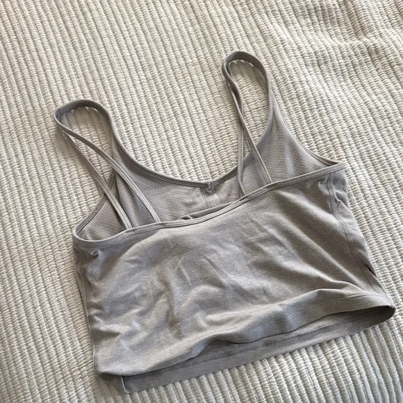 Vuori Gray Crop Top - Picture 2 of 5